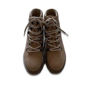 Universal Thread Tully Hiking Boots, NWT Size 7.5